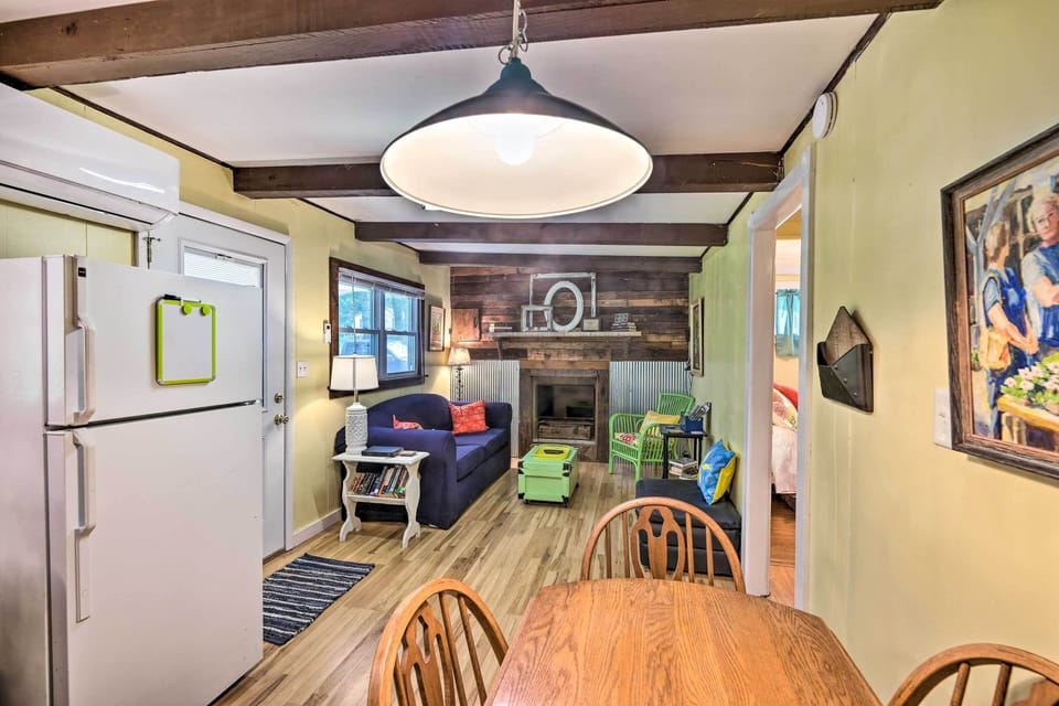 House (2 Bedrooms) | Interior