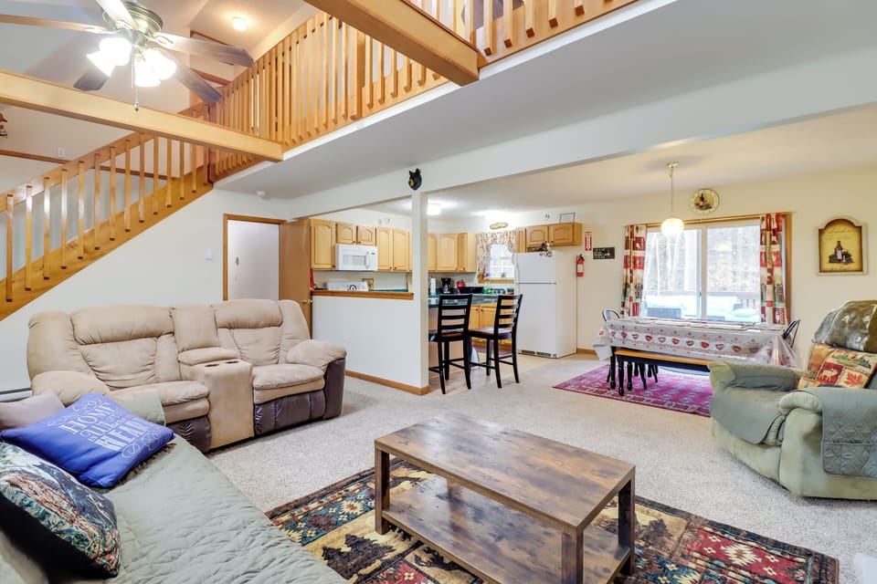 House (4 Bedrooms) | Interior