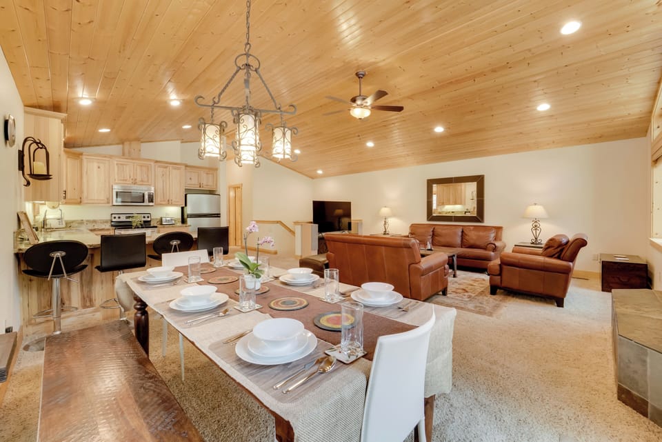 House (3 Bedrooms) | Interior