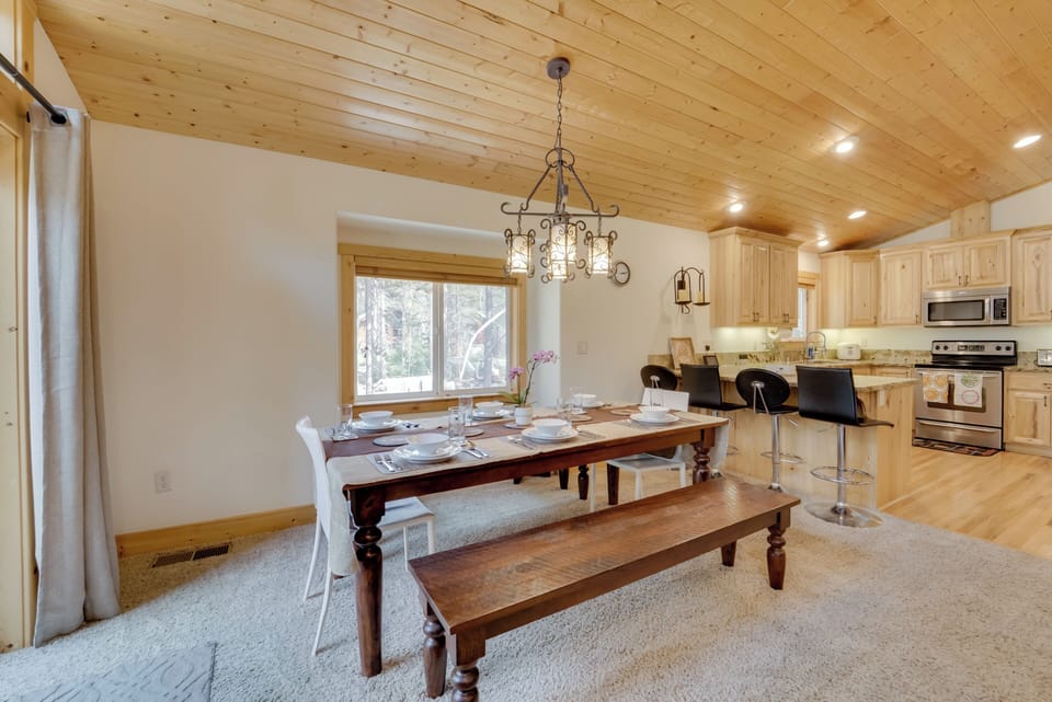 House (3 Bedrooms) | Interior