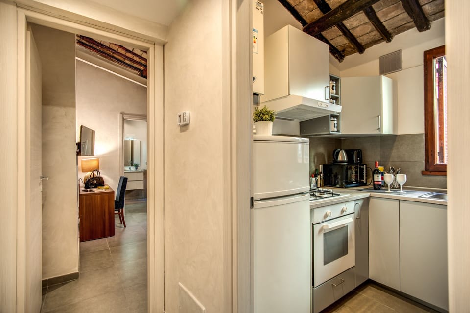 Deluxe Condo | Private kitchen