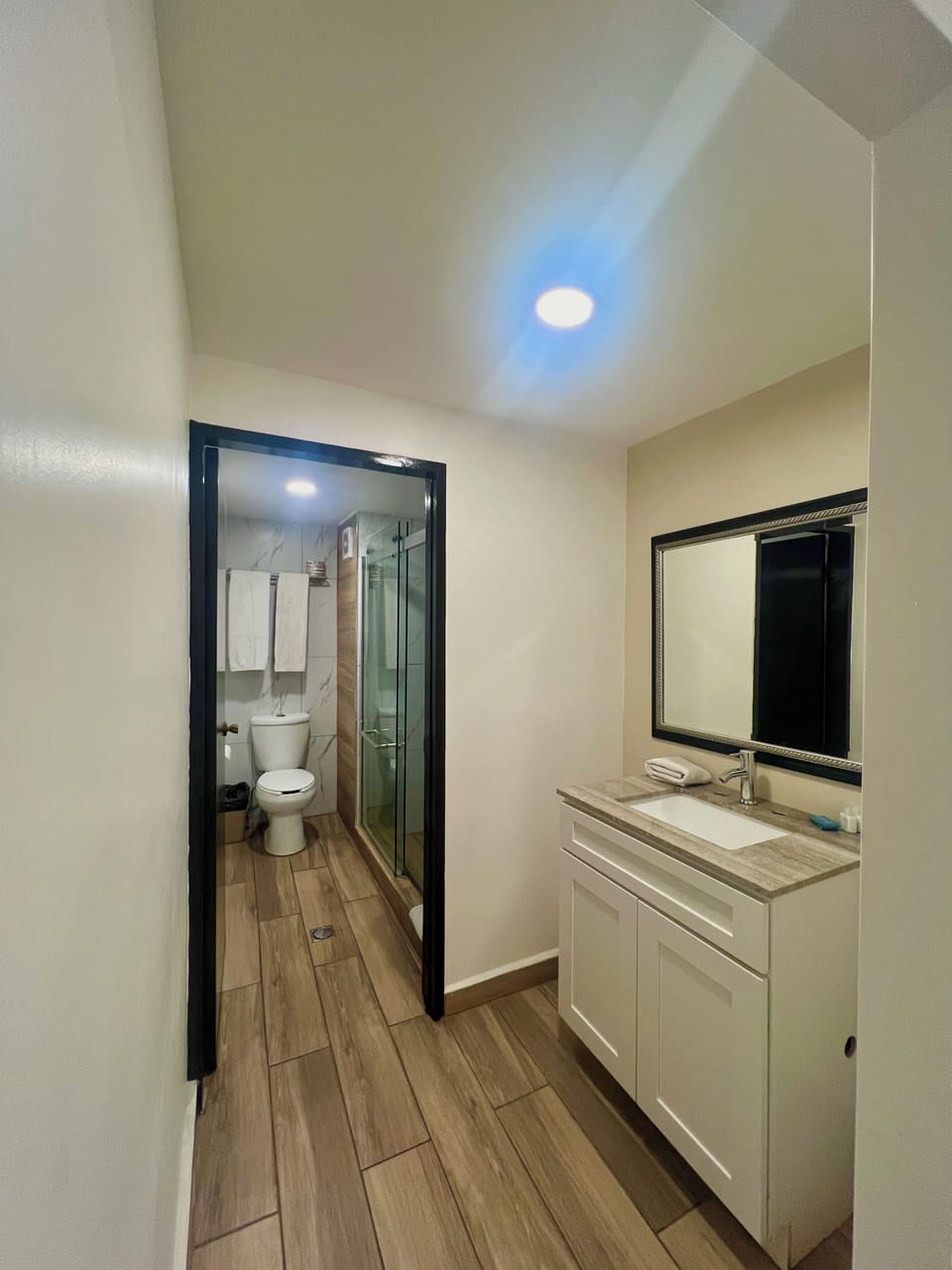 Standard Double Room | Bathroom | Shower, rainfall showerhead, towels, soap