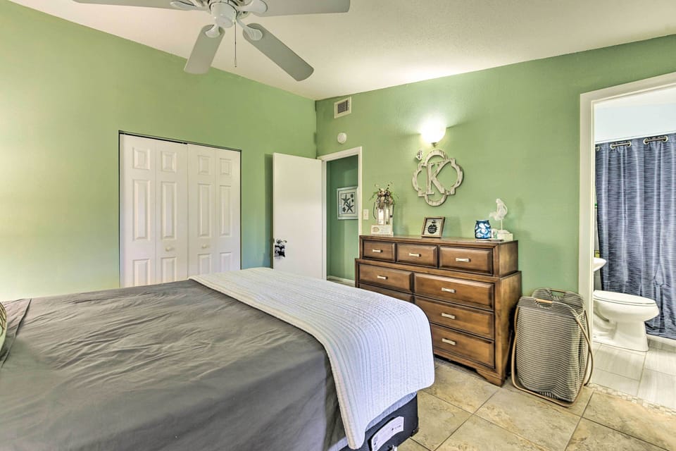 House (2 Bedrooms) | Interior