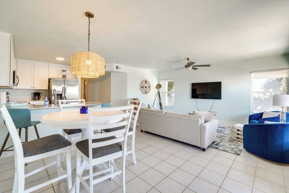 Apartment (2 Bedrooms) | Front of property