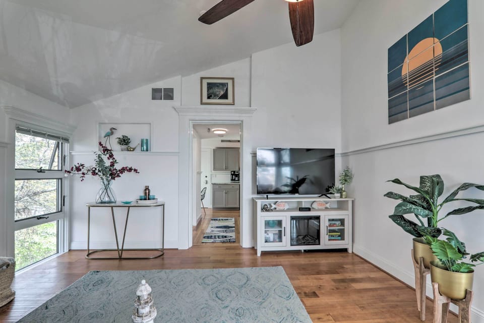 Apartment (1 Bedroom) | Interior