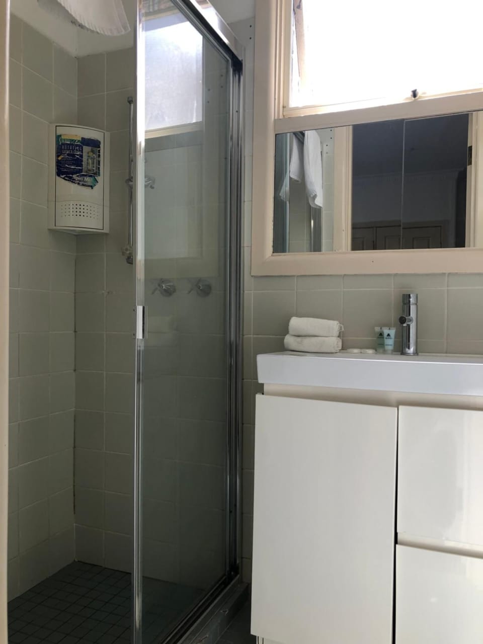 Shower, free toiletries, hair dryer, towels