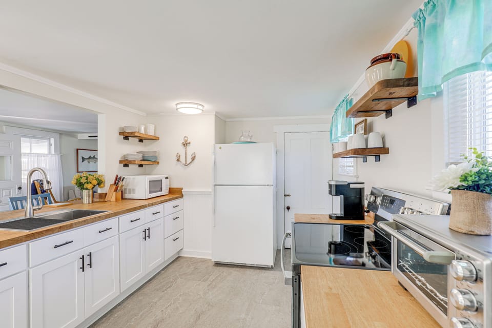 House (3 Bedrooms) | Interior