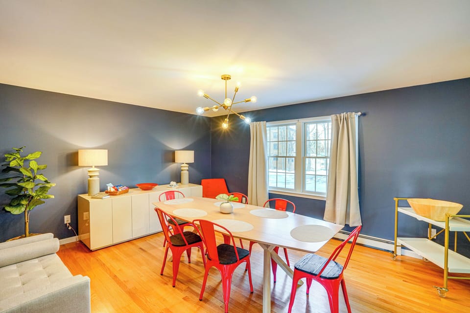 House (3 Bedrooms) | Interior
