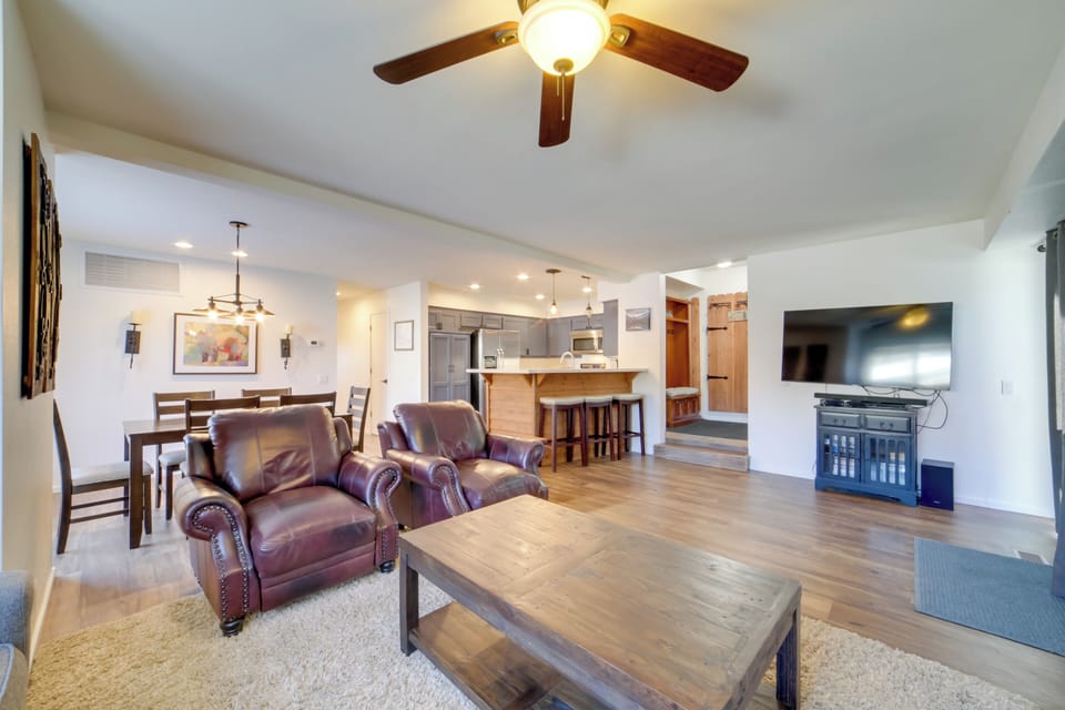 Apartment (2 Bedrooms) | Front of property