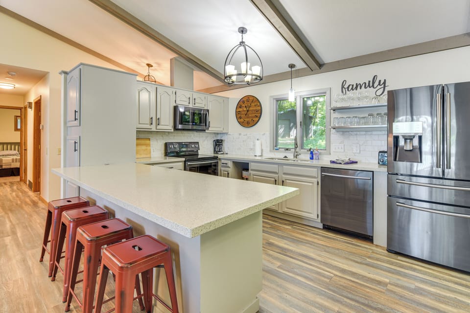 House (3 Bedrooms) | Interior