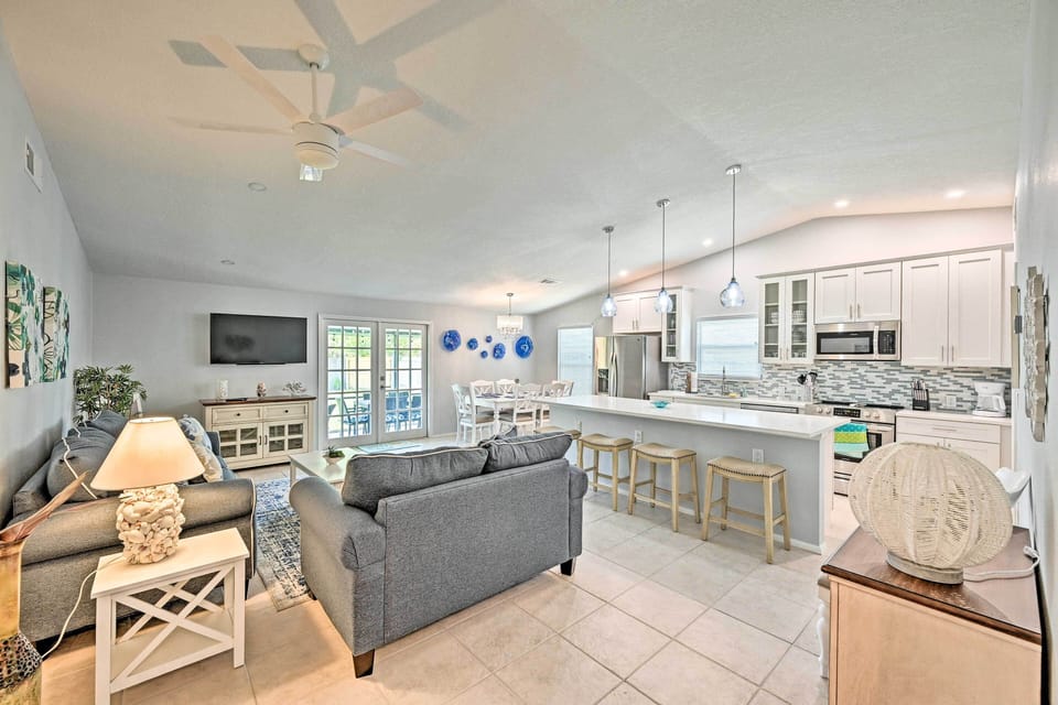 House (3 Bedrooms) | Front of property