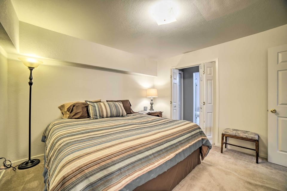 Walkout Apartment w/ Mtn View on Cortez Ranch Apartment in Colorado