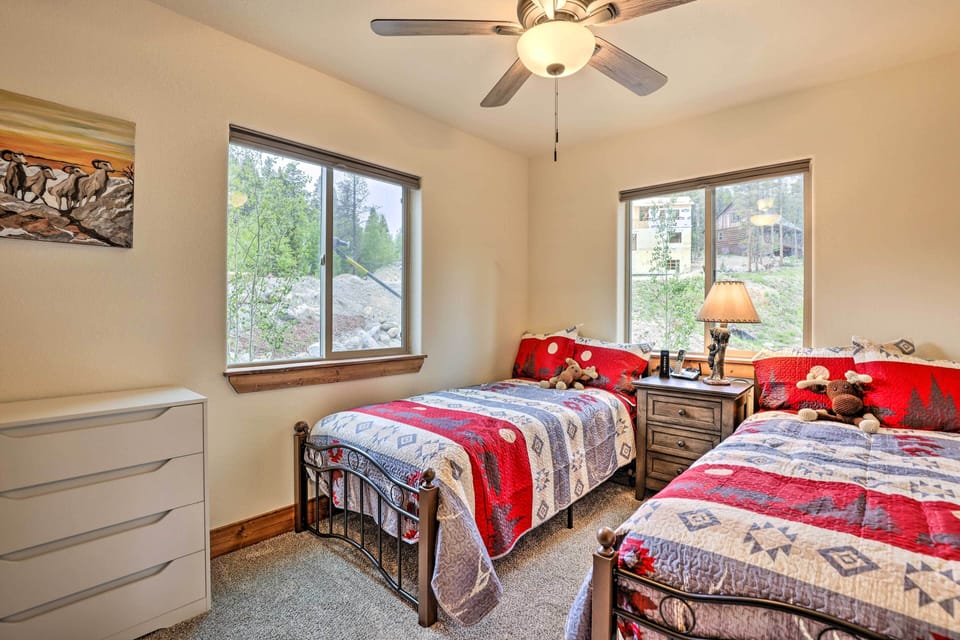 House (2 Bedrooms) | Interior