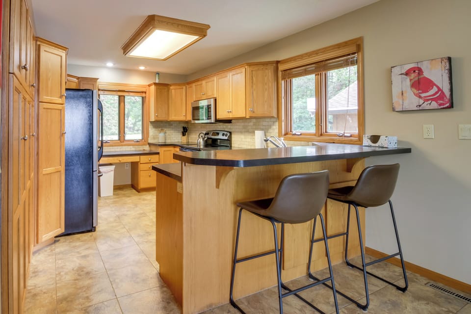 House (4 Bedrooms) | Interior
