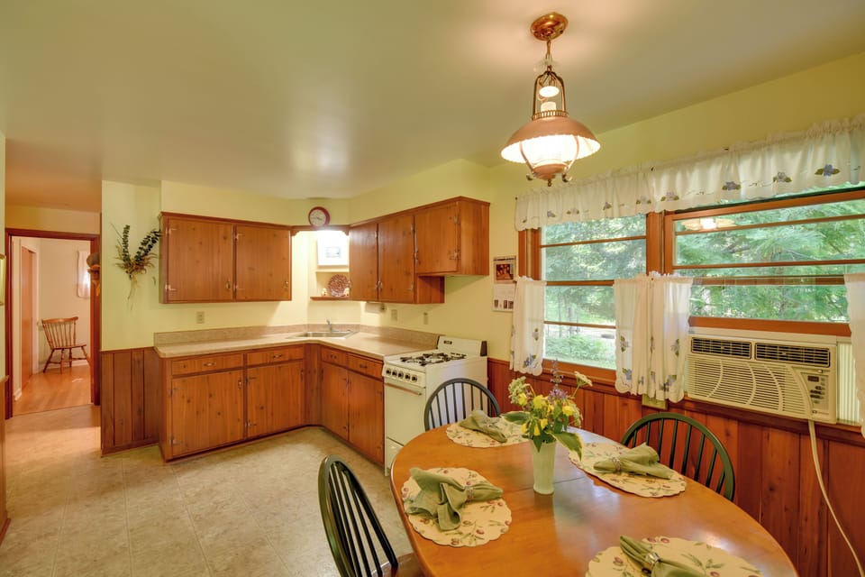 Cottage (2 Bedrooms) | Interior