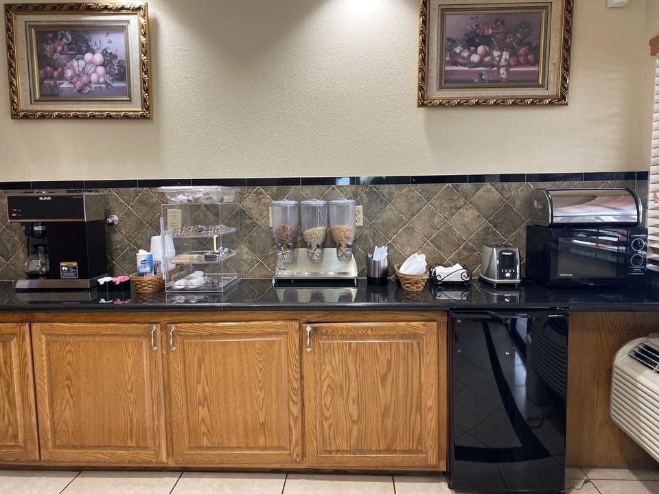 Free daily self-serve breakfast
