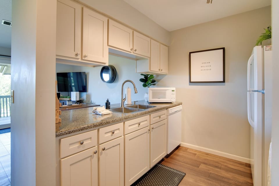 Apartment (1 Bedroom) | Interior