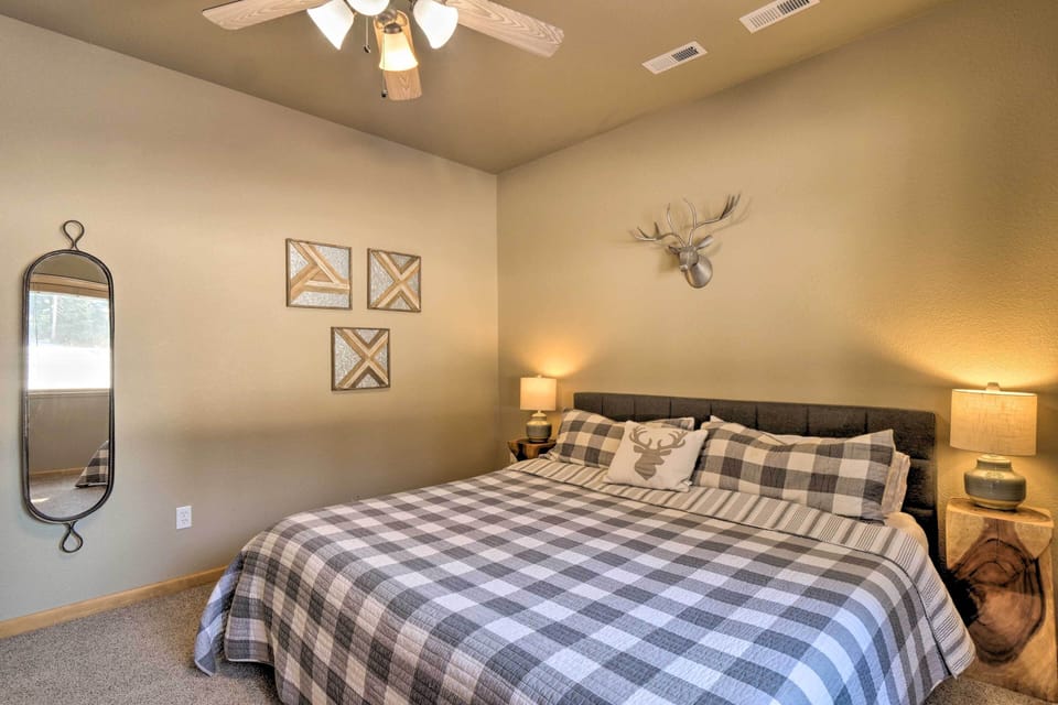 House (3 Bedrooms) | Interior
