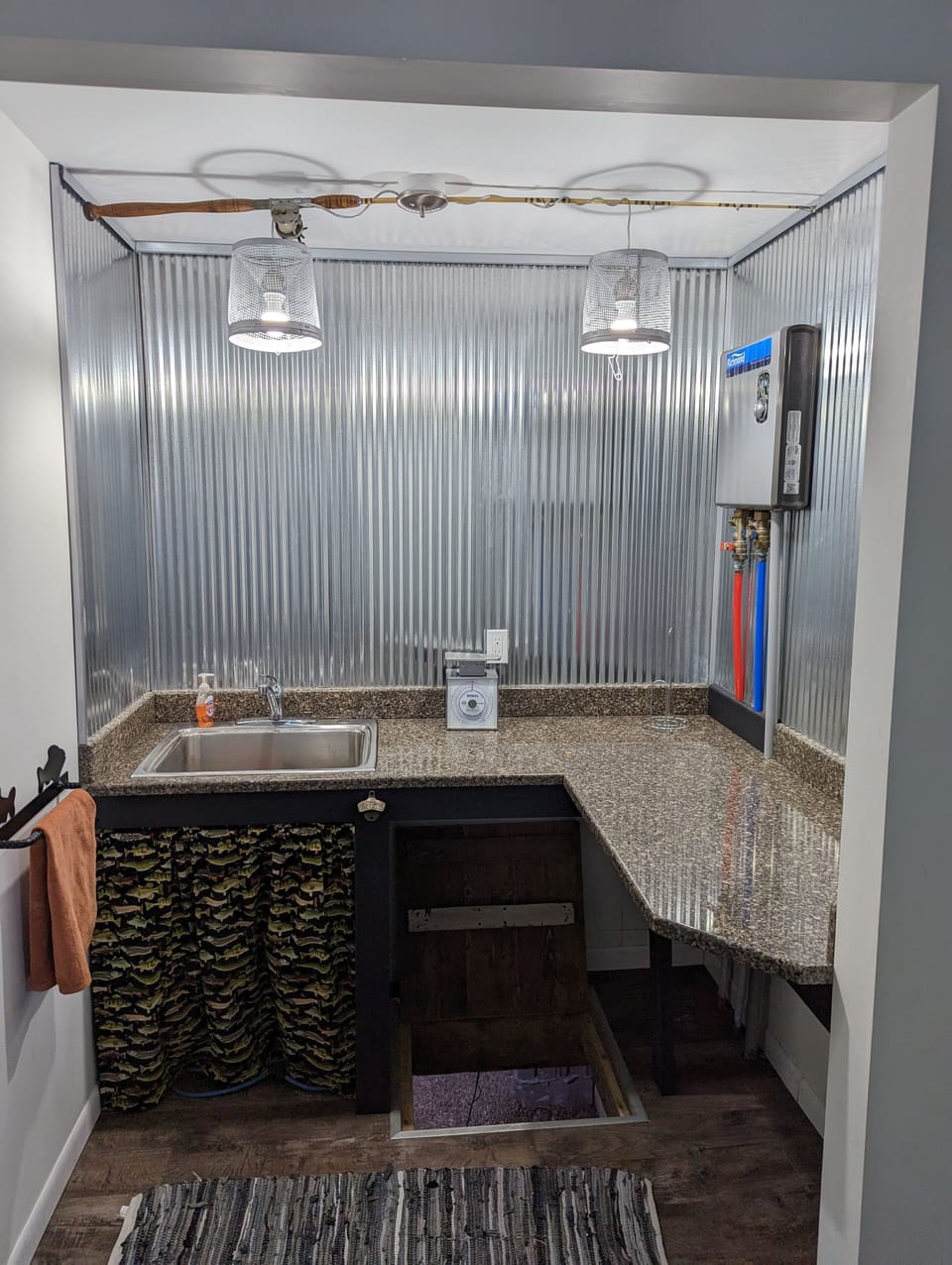 Fish Cleaning Station