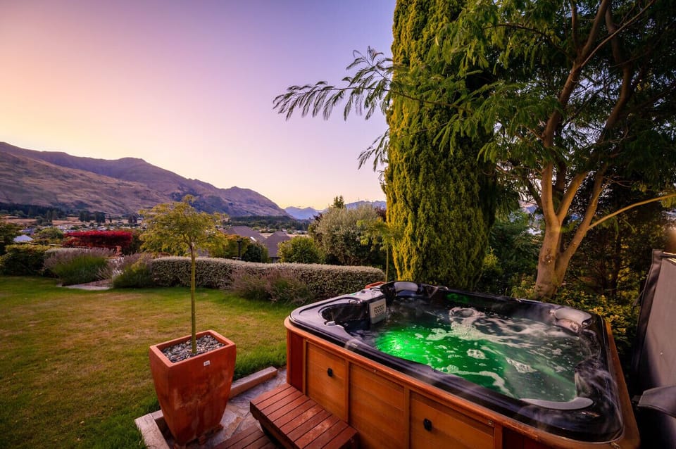 Spa pool with mountain views