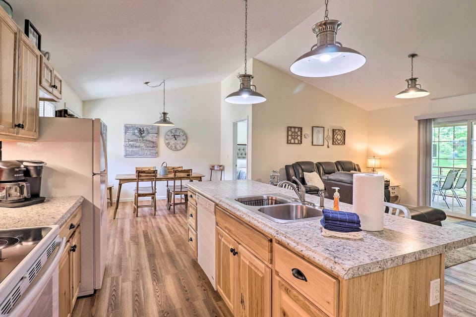 Cottage (2 Bedrooms) | Interior