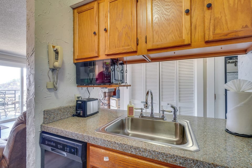 Apartment (0 Bedroom) | Interior