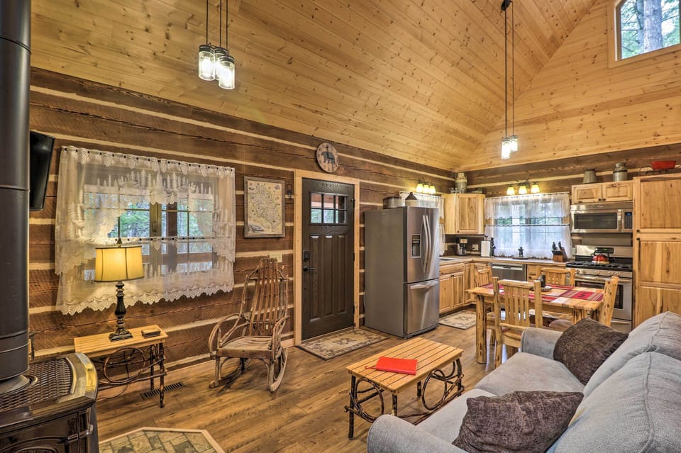 House (1 Bedroom) | Interior