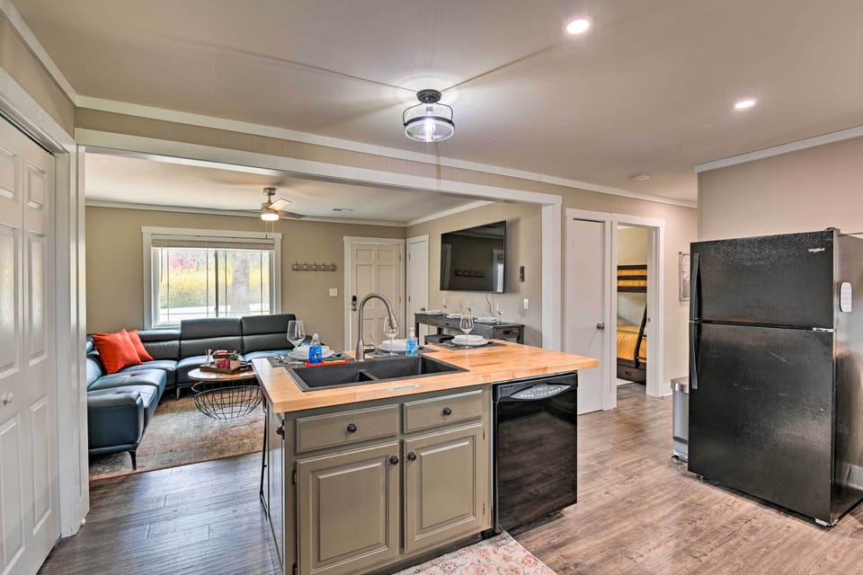 House (3 Bedrooms) | Interior