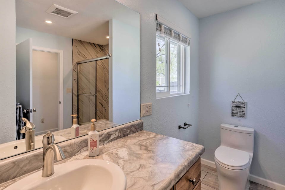 Picturesque Palisade Home: Mt Garfield Views! Cottage in Palisade