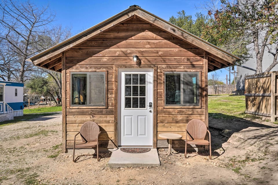 Apartment (0 Bedroom) | Front of property