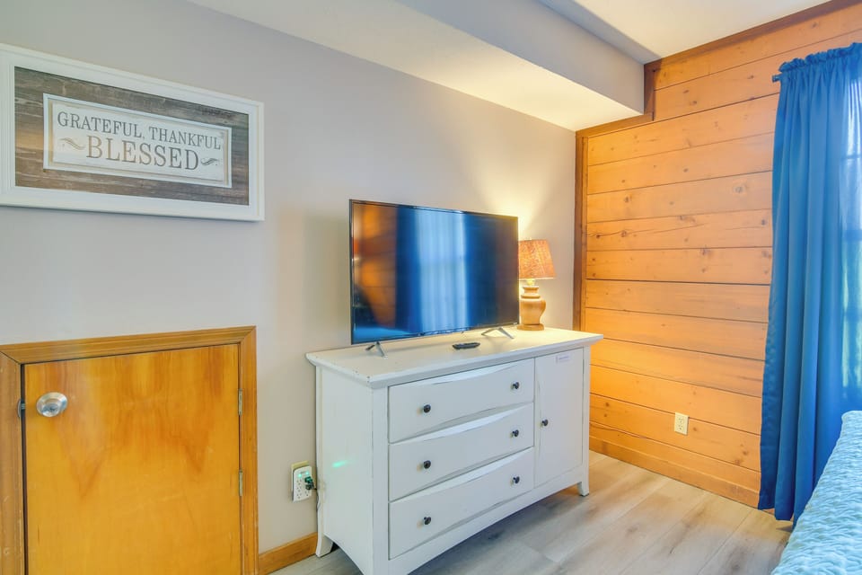 Apartment (1 Bedroom) | Interior