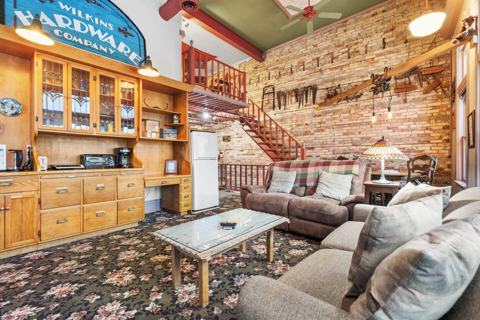 Apartment (2 Bedrooms) | Front of property