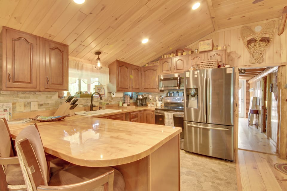 House (2 Bedrooms) | Interior