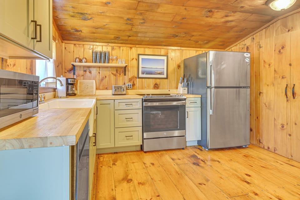 House (2 Bedrooms) | Interior