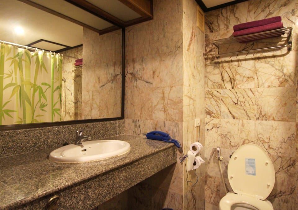Standard Room | Minibar, desk, free WiFi