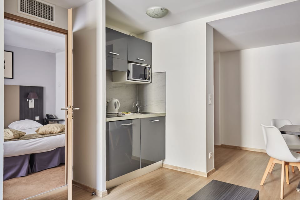 Private kitchenette