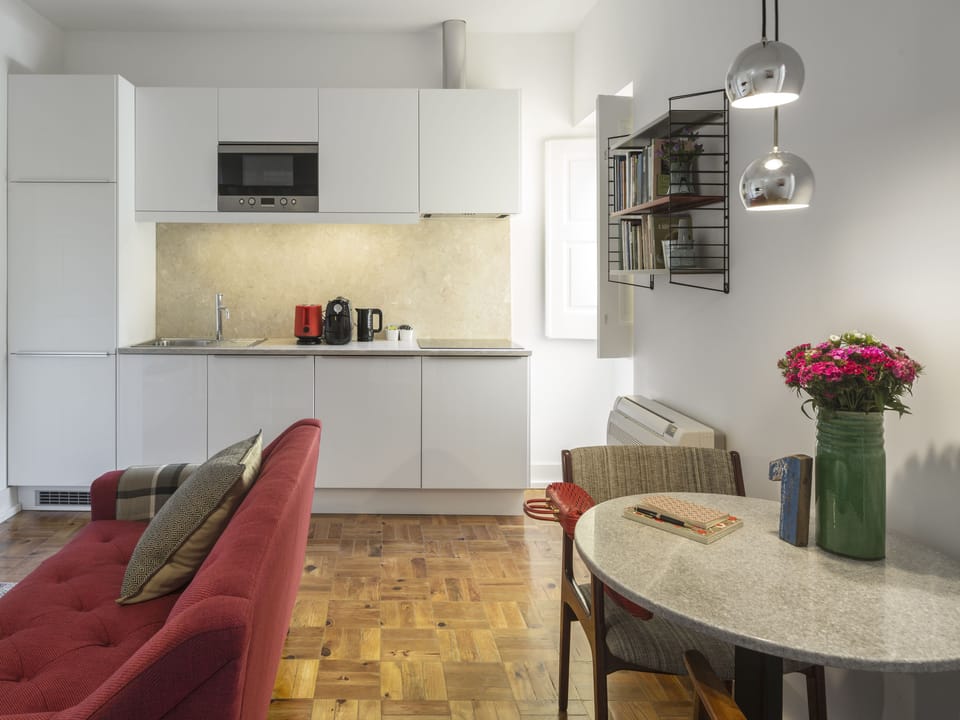 Apartment, 1 Bedroom, Kitchenette, City View | Private kitchen | Microwave, stovetop, dishwasher, espresso maker