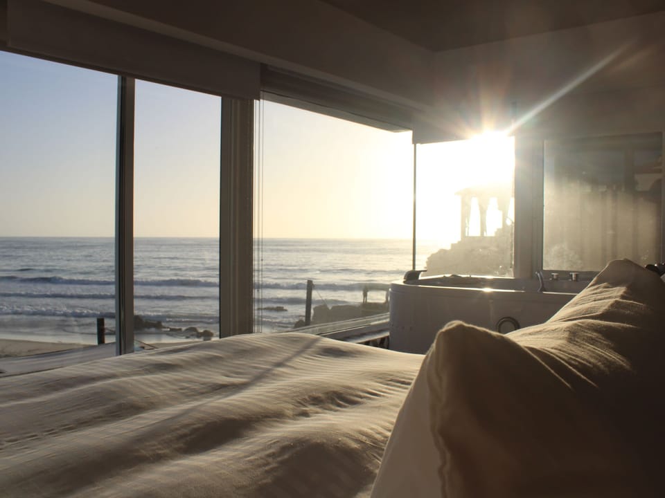 Sunio Jr Suite | Individually decorated, individually furnished, blackout drapes