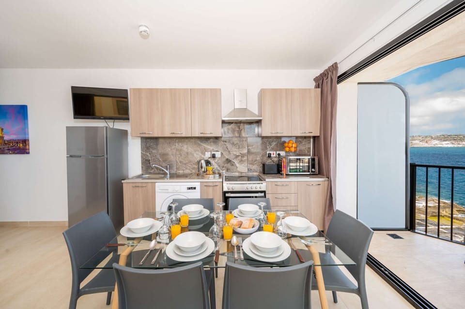 Kitchen and dining area