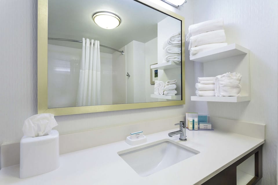 Free toiletries, hair dryer, towels, soap