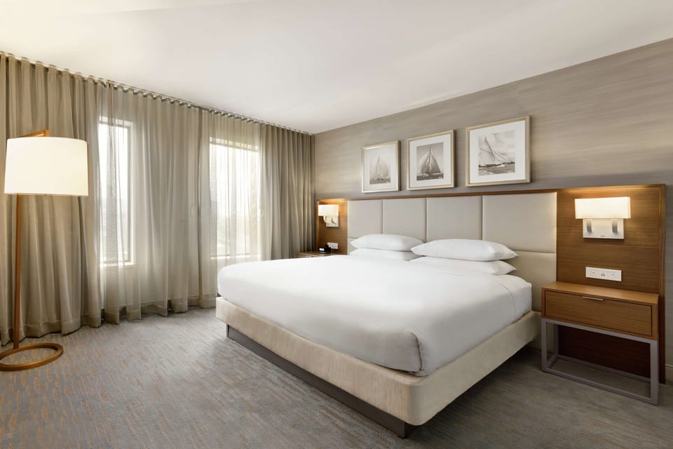 1 bedroom, hypo-allergenic bedding, in-room safe, desk