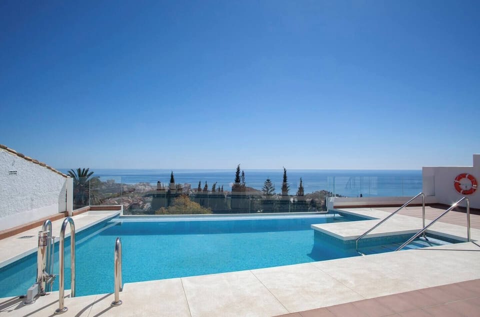 Piscina comunitaria