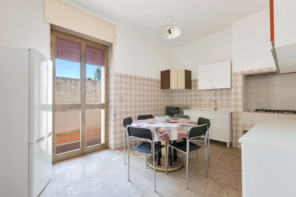 House | Private kitchen | Fridge
