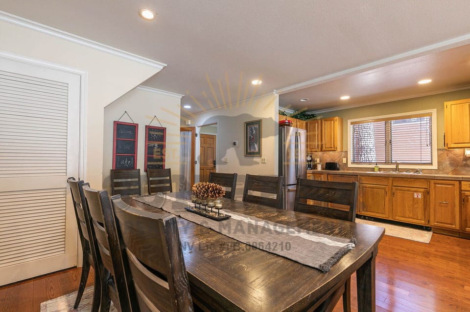 Dining room view 3