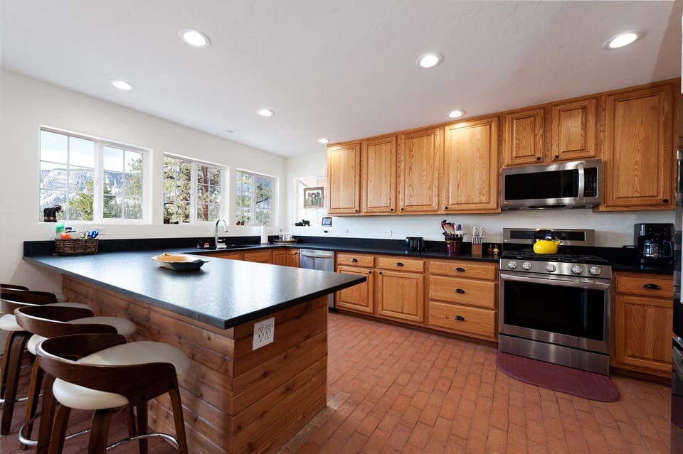 Fully stocked huge kitchen