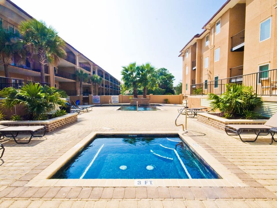Brass Rail Community Pool