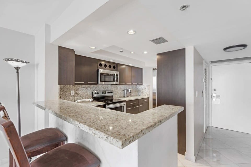 Fully equipped kitchen