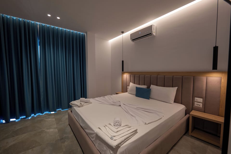 Soundproofing, free WiFi, bed sheets, wheelchair access
