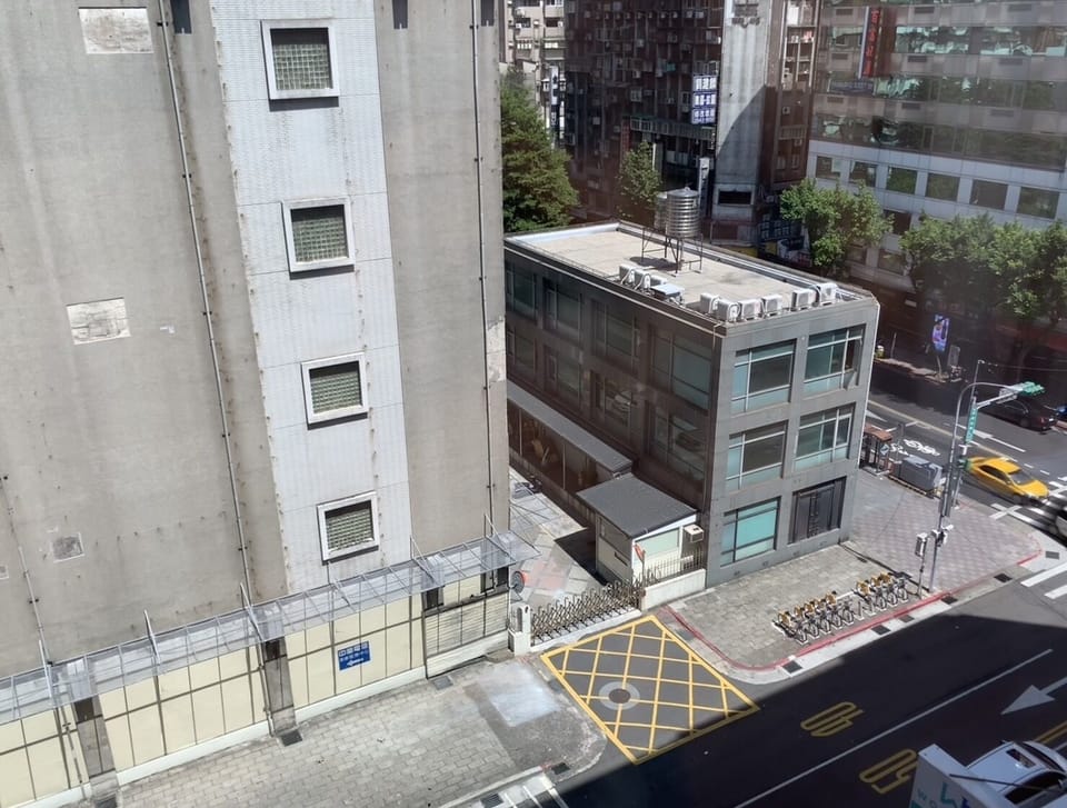Business Single Room | City view