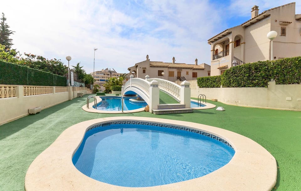 pool